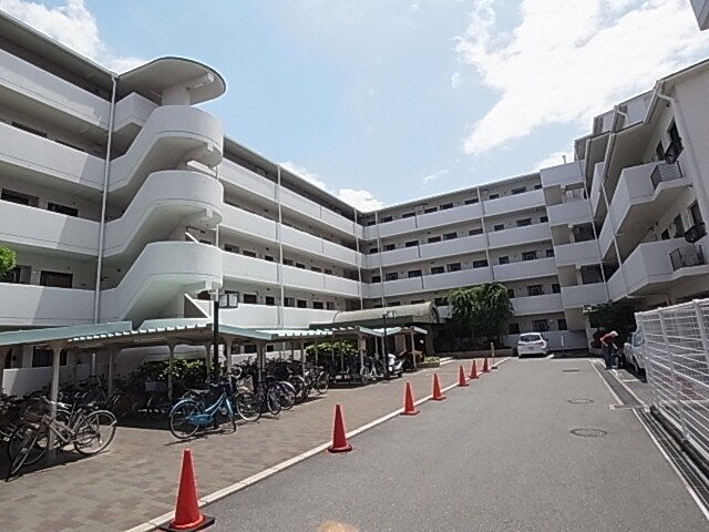 奈良県大和高田市大字市場の物件外観写真