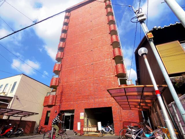 奈良県大和高田市大中東町の物件外観写真