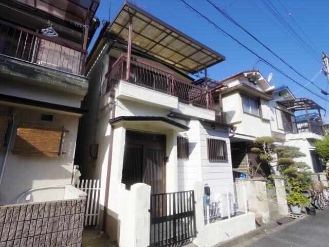 奈良県大和高田市礒野南町の物件外観写真