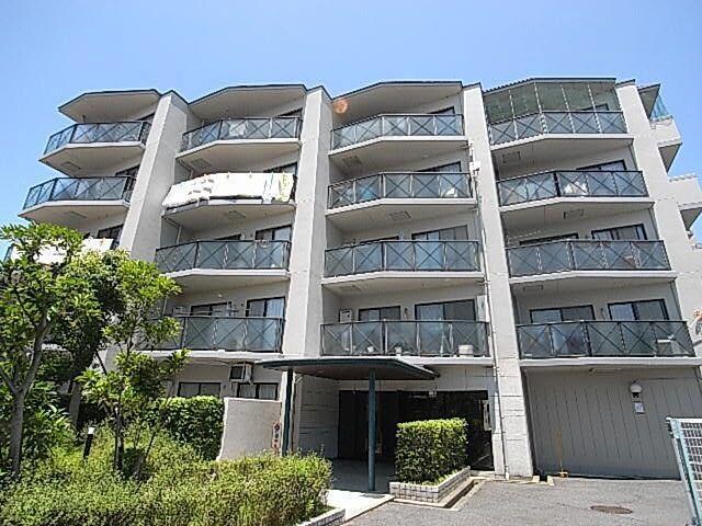 奈良県大和高田市日之出町の物件外観写真