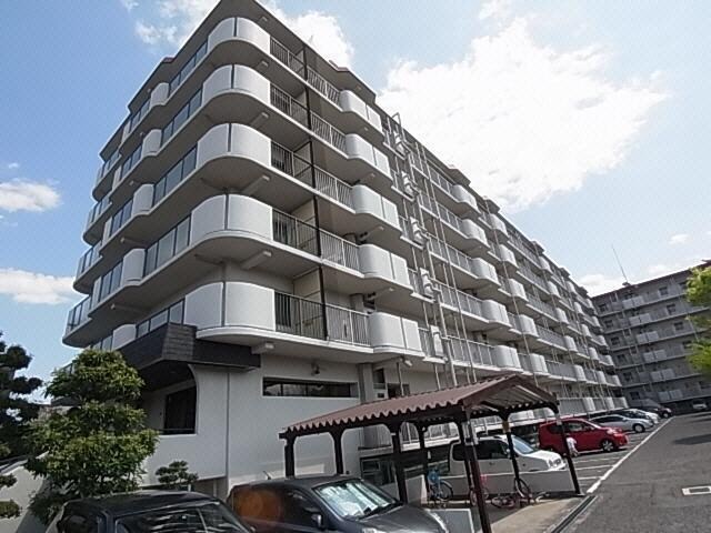 奈良県大和高田市昭和町の物件外観写真