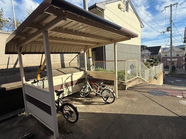 岡寺駅 徒歩4分 1階の物件外観写真