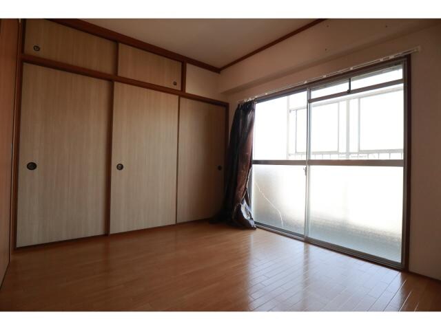 奈良県橿原市新賀町マンション 6階の物件内観写真