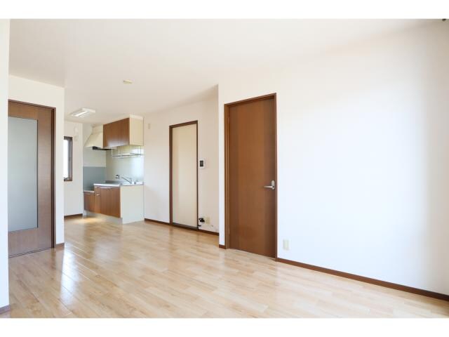 奈良県橿原市常盤町ハイツ 2階の物件内観写真