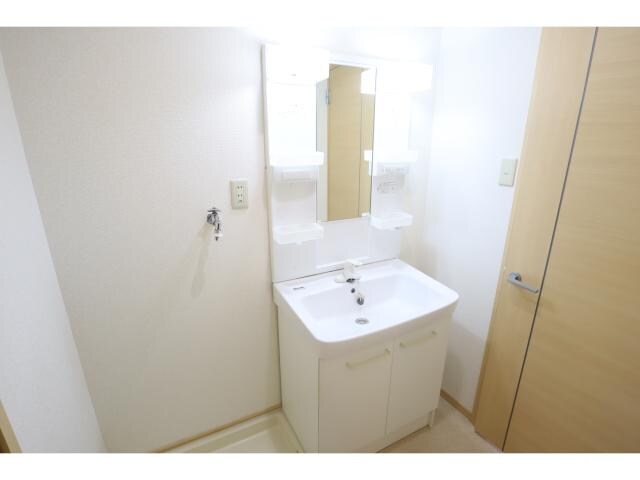 坊城駅 徒歩3分 2階の物件内観写真