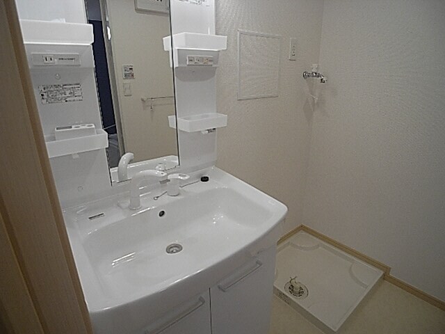 耳成駅 徒歩15分 2階の物件内観写真