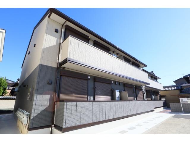 奈良県橿原市新賀町の物件外観写真