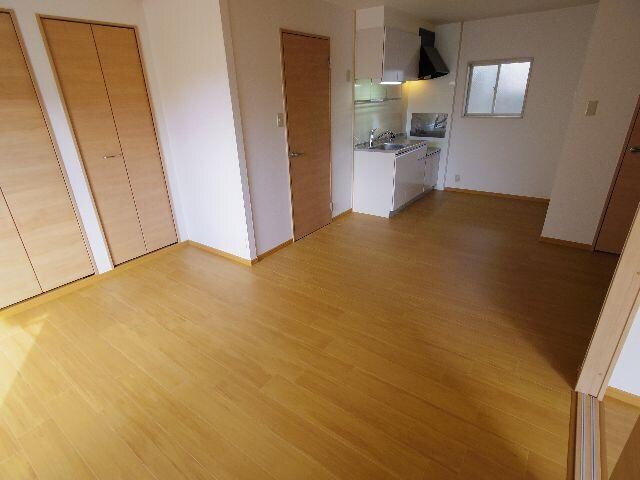 奈良県桜井市大字上之庄ハイツ 1階の物件内観写真