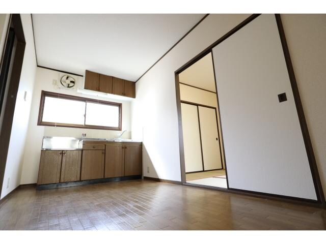 奈良県桜井市大字外山ハイツ 1階の物件内観写真