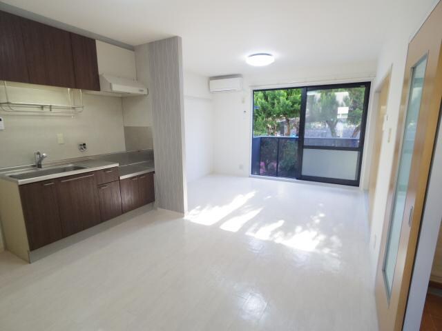 奈良県天理市三島町ハイツ 1階の物件内観写真