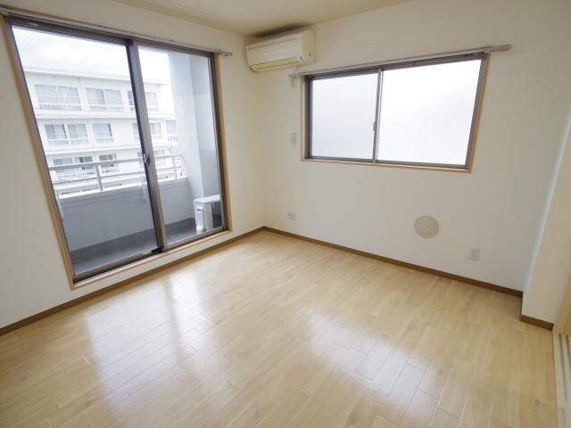 天理駅 徒歩4分 3階の物件内観写真