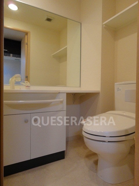 アヴァンセクール京橋南の物件内観写真