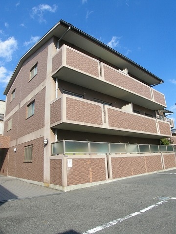 ボヌール鶴見の物件外観写真