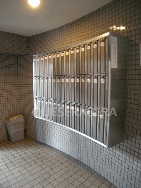 おおきに北梅田サニーアパートメントの物件外観写真