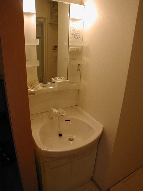 南森町駅 徒歩3分 2階の物件内観写真