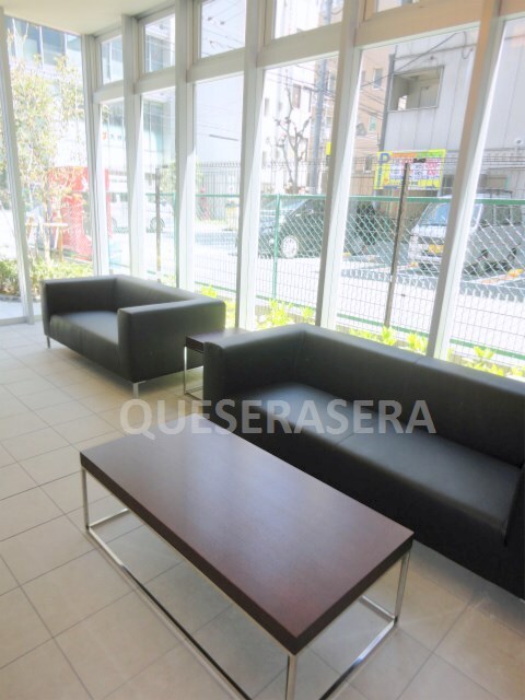 プレサンスタワー北浜の物件外観写真