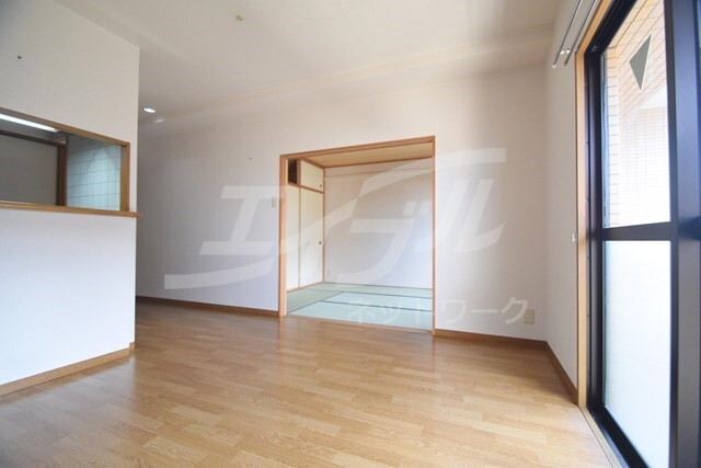 グラン・シャリオの物件内観写真