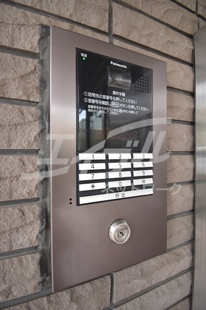 モン・ピエースの物件外観写真