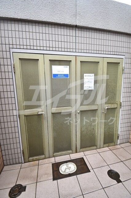 モン・ピエースの物件外観写真