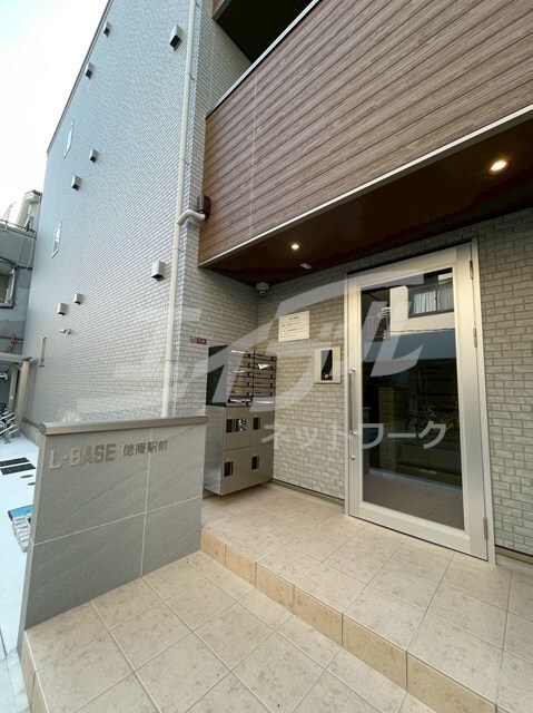 徳庵駅 徒歩4分 1階の物件外観写真