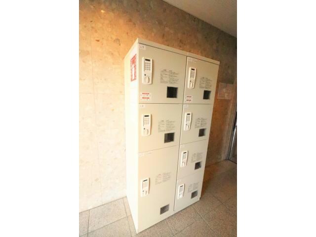 プレミアム新福島の物件外観写真