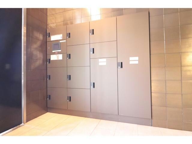 レジュールアッシュ福島の物件外観写真