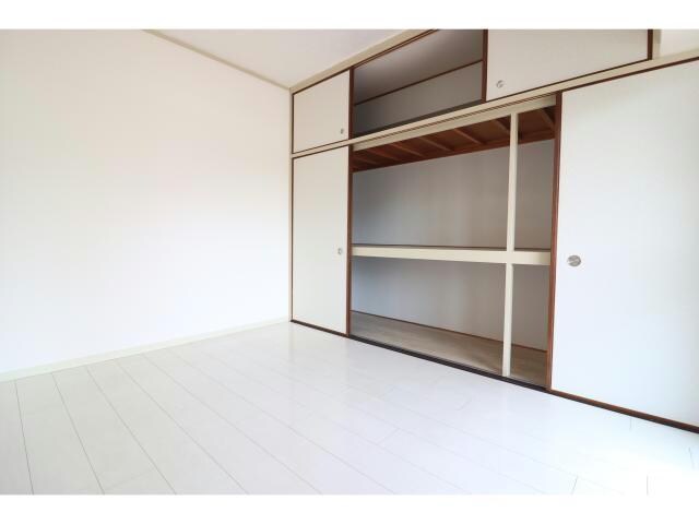 ロベリア弐番館の物件内観写真