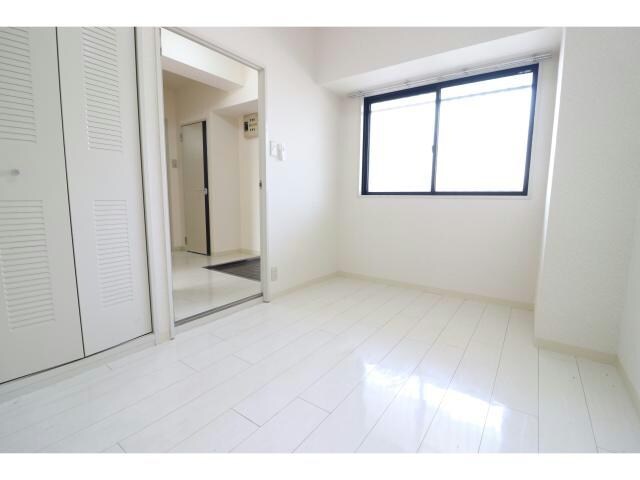 ロベリア弐番館の物件内観写真