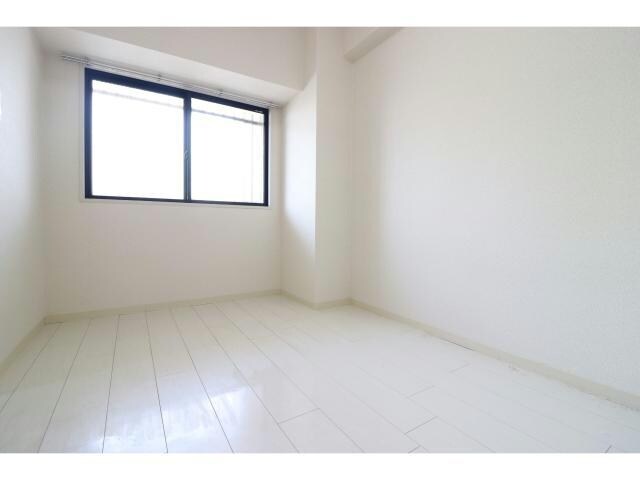 ロベリア弐番館の物件内観写真