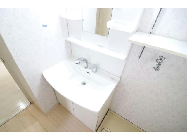 ロベリア弐番館の物件内観写真