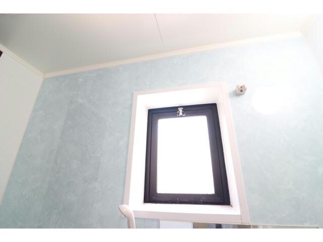 ロベリア弐番館の物件内観写真