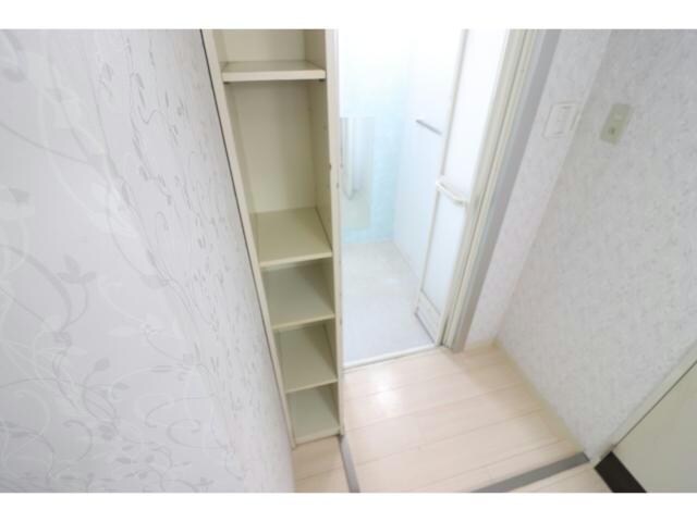 ロベリア弐番館の物件内観写真