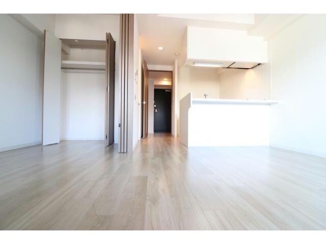 プレサンス野田阪神駅前ザ・プレミアムの物件内観写真