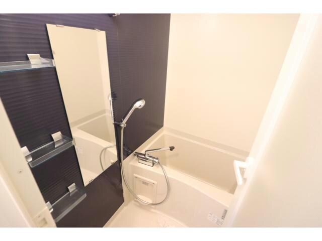 JMFレジデンス大阪福島の物件内観写真