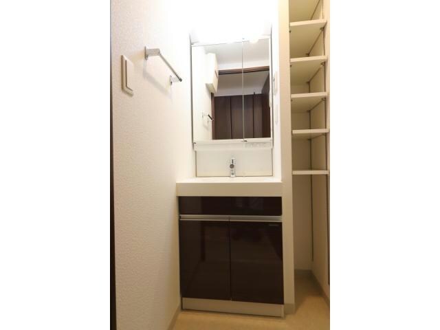 JMFレジデンス大阪福島の物件内観写真