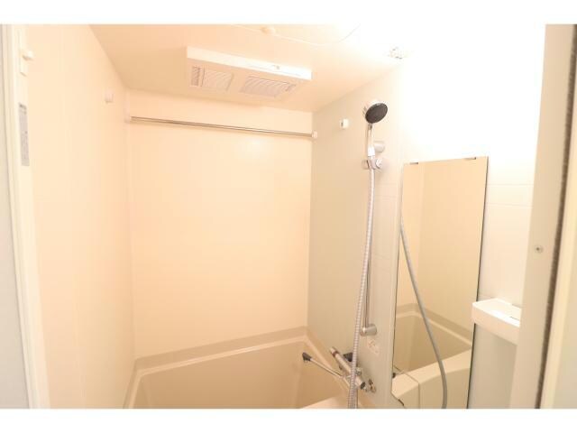 レオンヴァリエ福島野田の物件内観写真