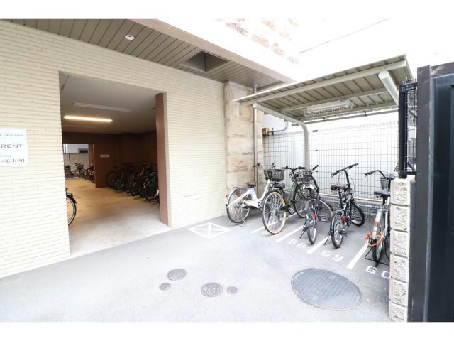 プレサンス本町ジョイスの物件外観写真