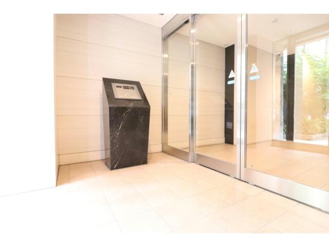 プレサンス本町ジョイスの物件外観写真