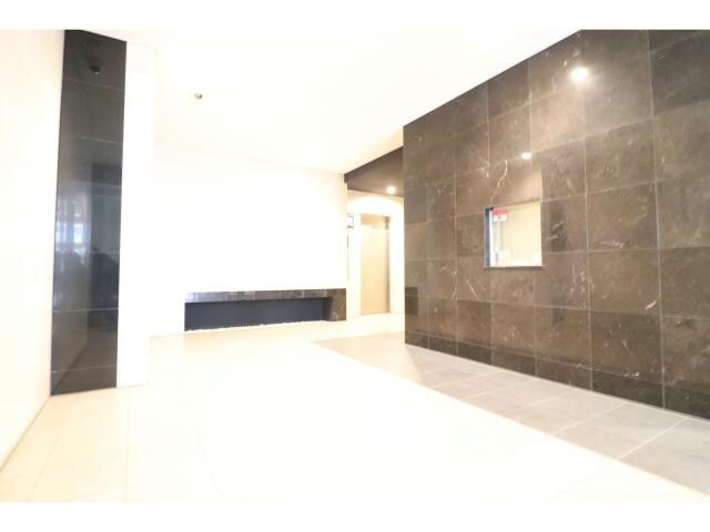 プレサンス本町ジョイスの物件外観写真