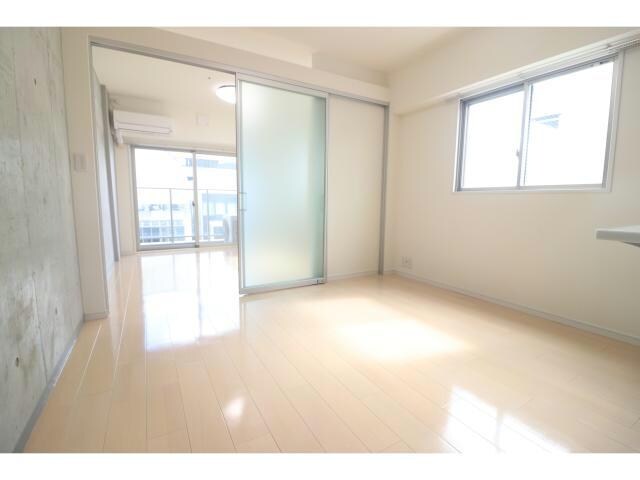 アーデン京町堀イーストの物件内観写真