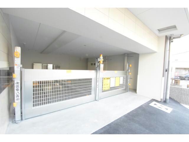 セレニテフラン野田阪神駅前の物件外観写真