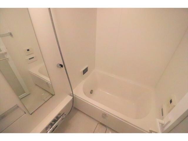 クロスレジデンス阿波座の物件内観写真