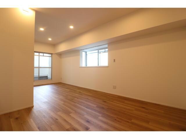 ラクメンビルの物件内観写真