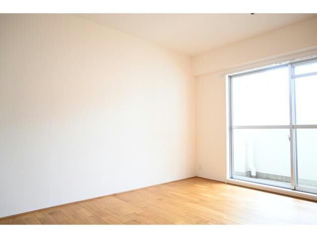 ラクメンビルの物件内観写真