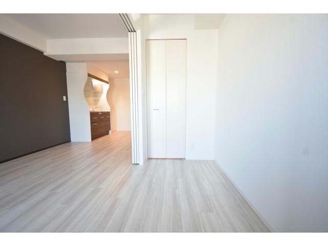 アプリーレ西本町の物件内観写真