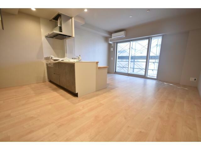 スプランディッド福島WESTの物件内観写真