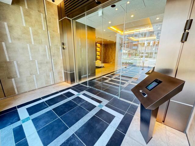 スプランディッド福島WESTの物件外観写真