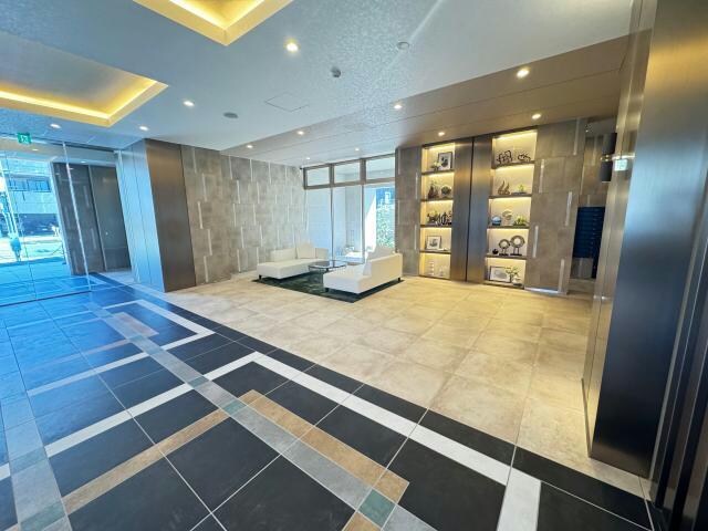 スプランディッド福島WESTの物件外観写真