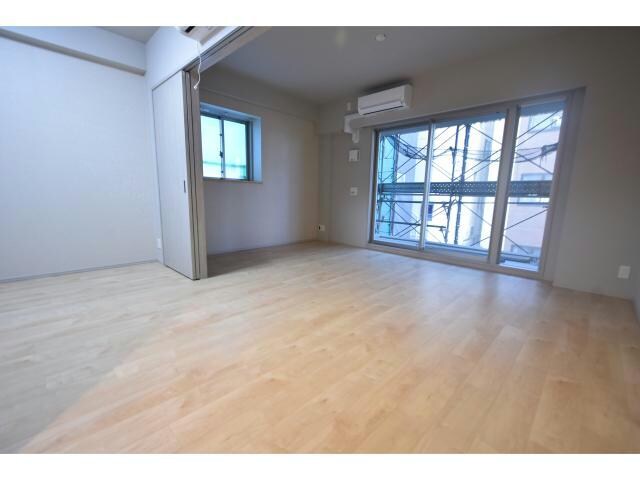 スプランディッド福島WESTの物件内観写真