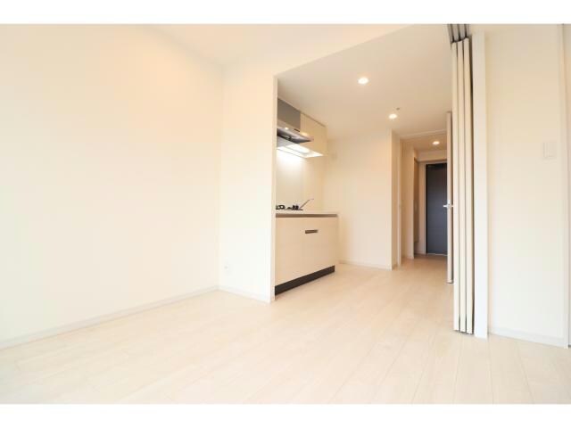 シーズンフラッツ梅田NORTHの物件内観写真